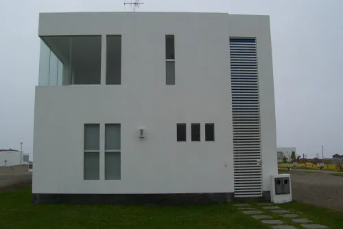 Casa de playa Las Gramas, Km 69, Panamericana Sur, 2006. Fotografía 5 de 8.