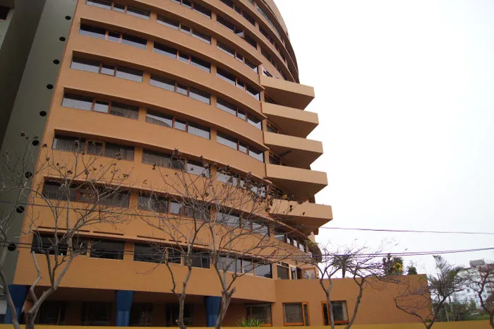 Edificio Los Nogales, San Isidro, 1994. Fotografía 5 de 5.